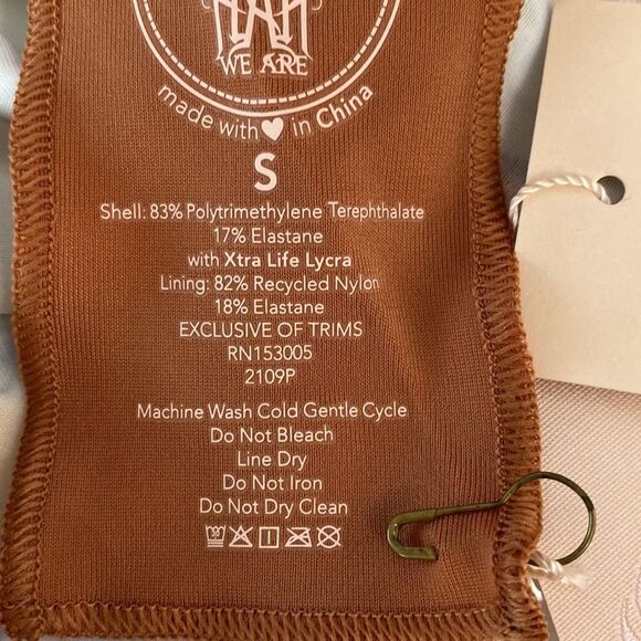 We Are Hah Free People All Tied Up Reversible Lemon Print Swim Top Tie Front - Picture 9 of 14